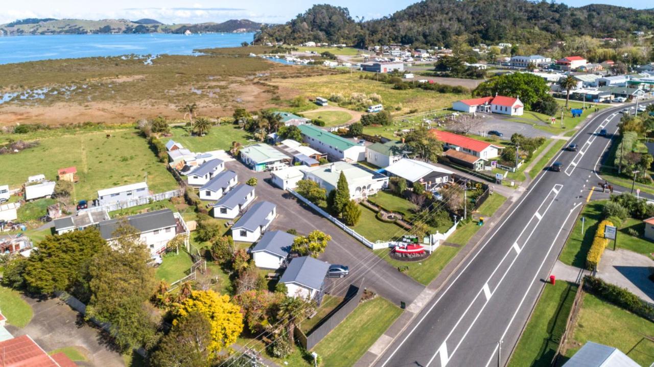Tidewater Accommodation Coromandel Buitenkant foto